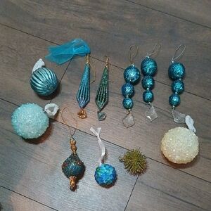 ♡Blue and Gold Christmas Ornaments♡